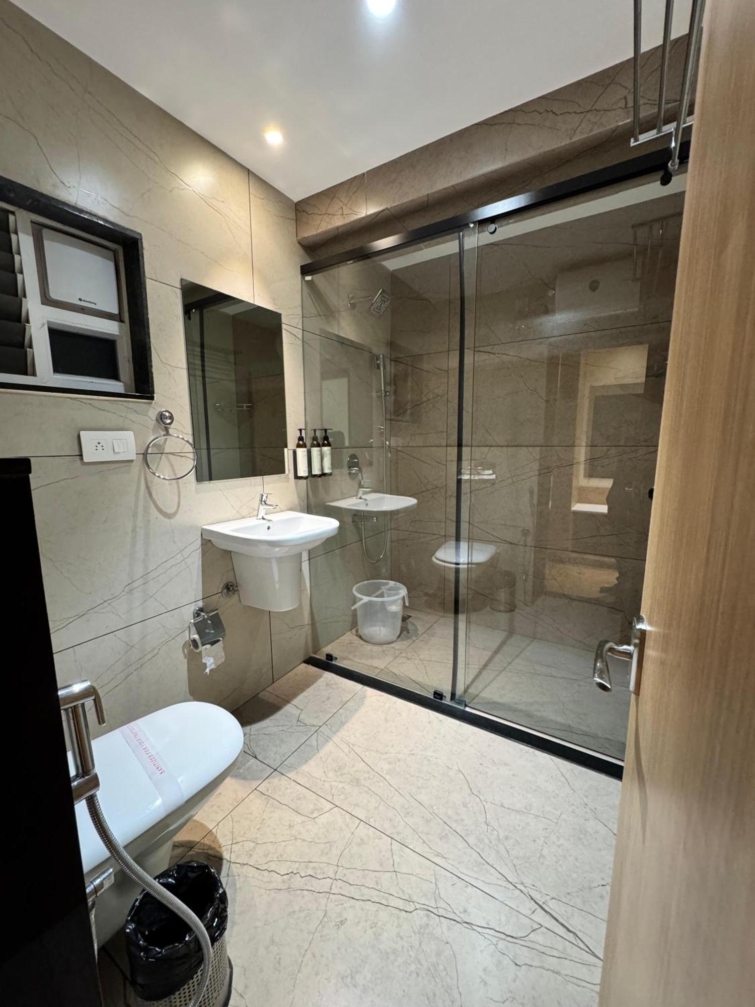 Hotel Touchwood ヴィシャーカパトナム エクステリア 写真