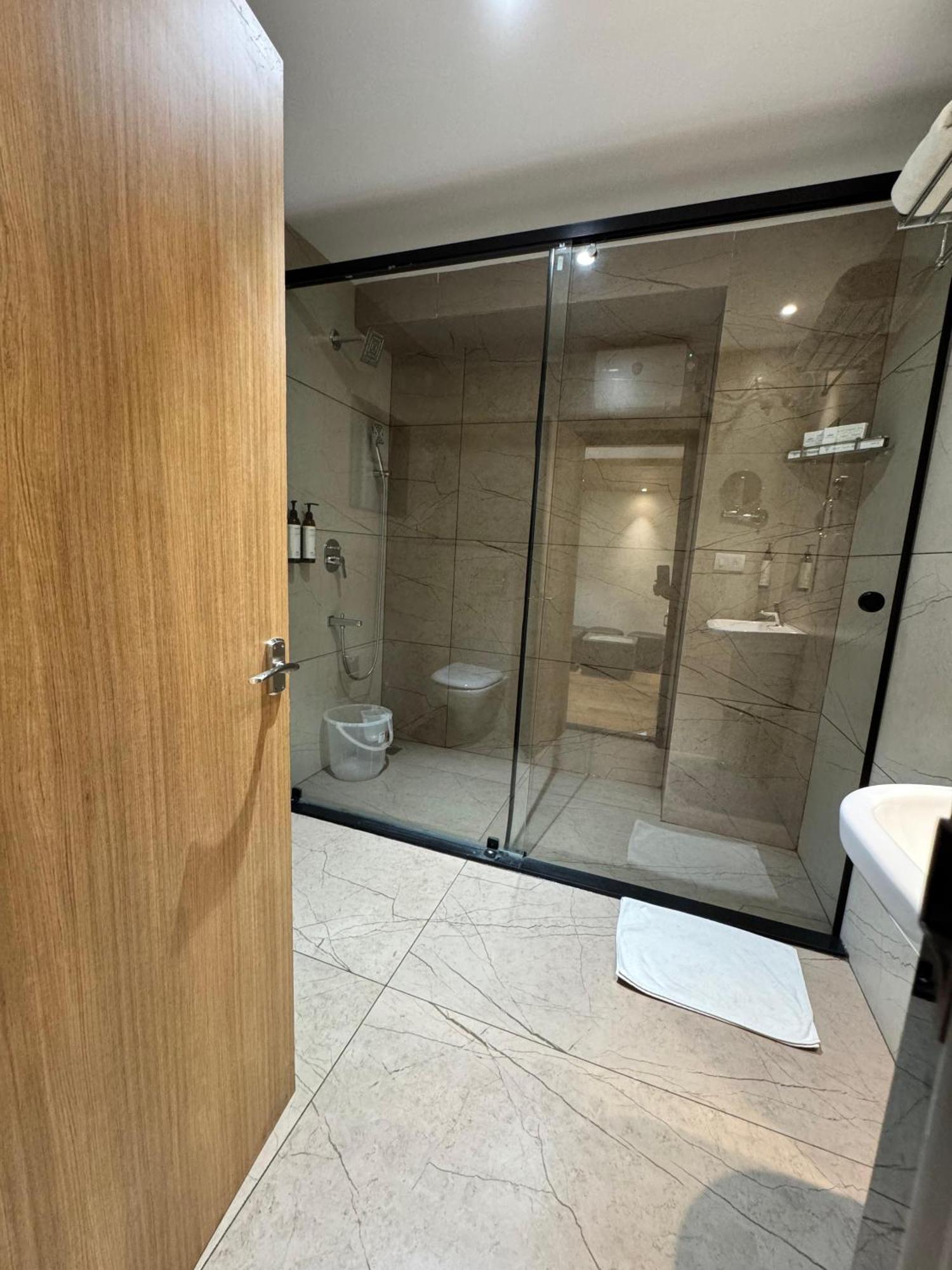 Hotel Touchwood ヴィシャーカパトナム エクステリア 写真